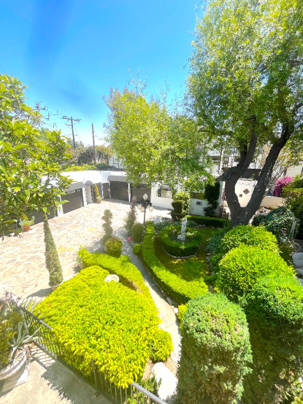 Building Photo - 1056 Euclid Ave