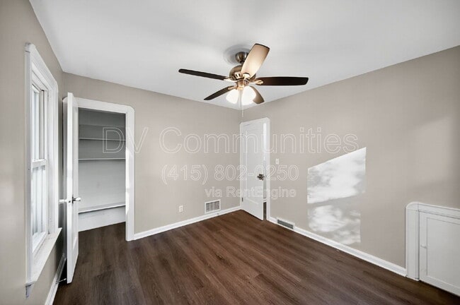 Building Photo - 126 Erie St