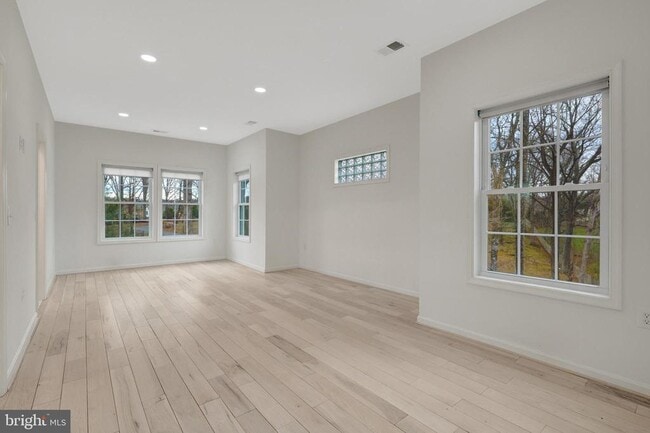 Building Photo - 1108 Bellview Rd