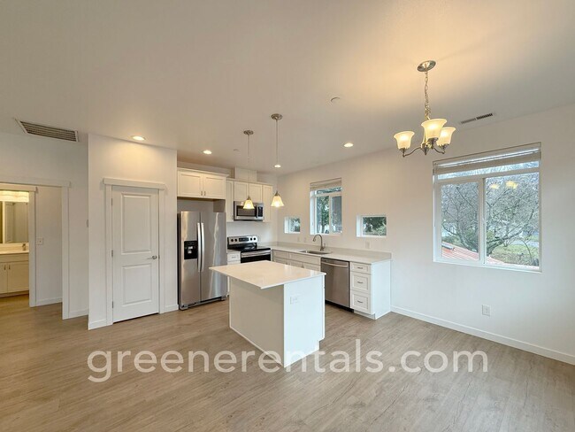 Building Photo - 1944 Olympia Ave NE