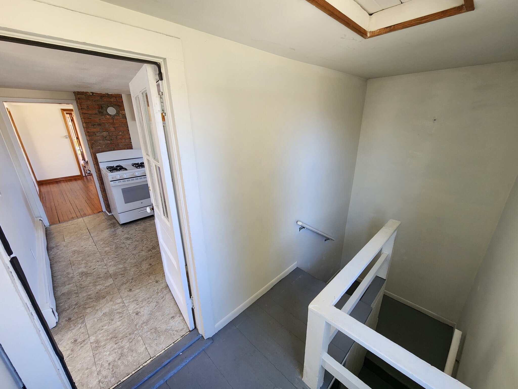 Building Photo - 95 3rd Ave