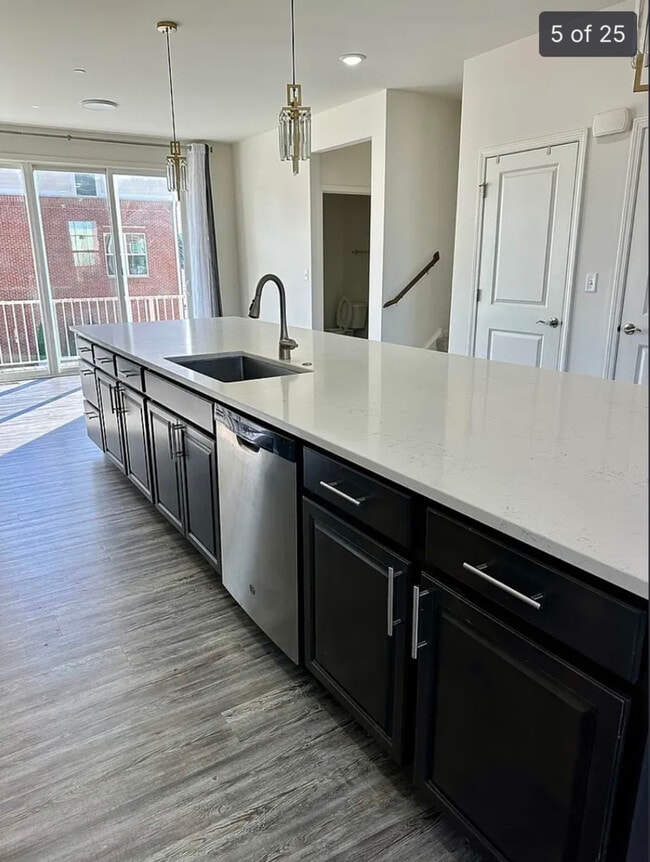 Building Photo - 2949 Reflection Dr