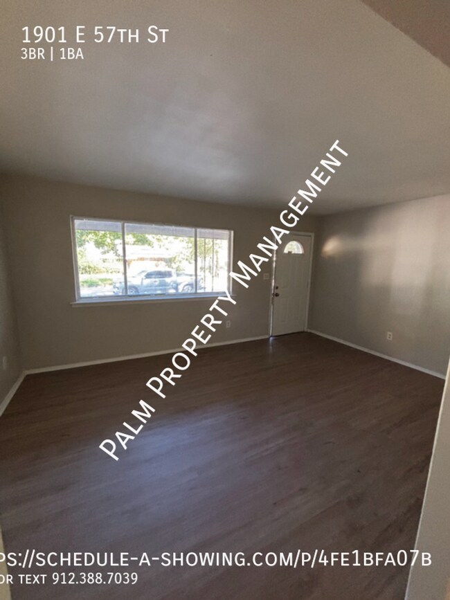 Building Photo - 1901 E 57th St