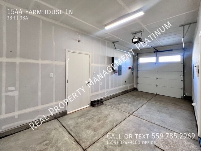 Building Photo - 1544 Farmhouse Ln