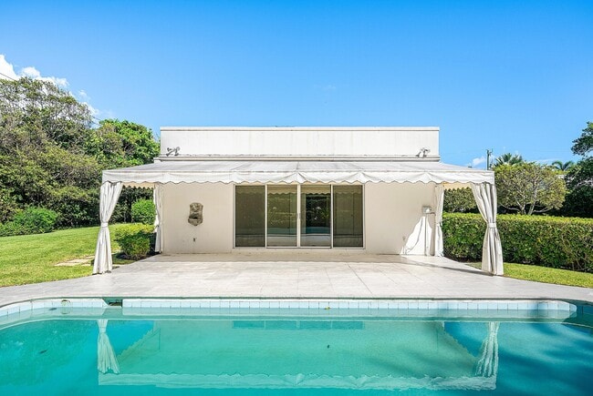 Building Photo - 157 Wells Rd