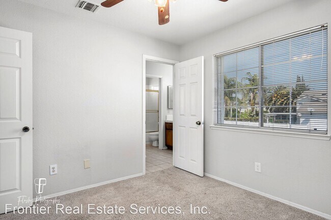 Building Photo - 4 br, 3 bath House - 10701 galway