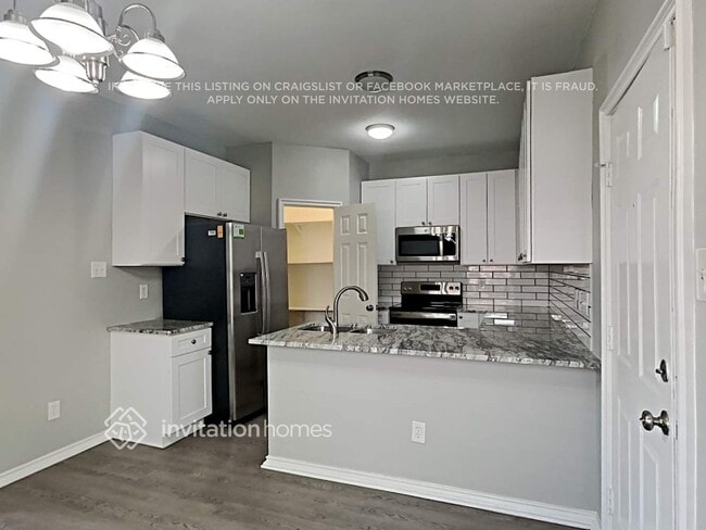 Building Photo - 1306 Deville Cir