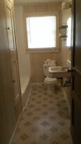 Building Photo - 139 Colonial Avenue