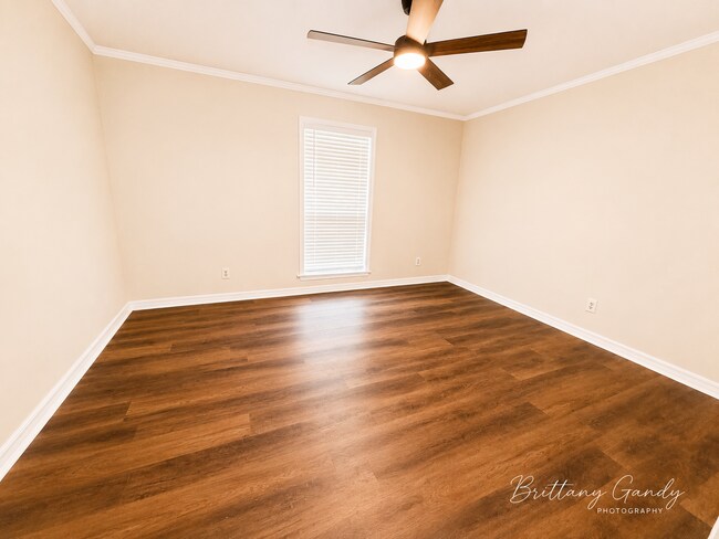 Building Photo - Rental Property on Frierson