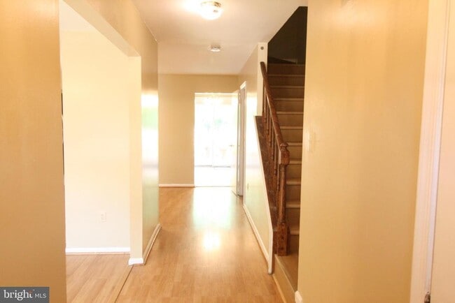 Building Photo - 130 Deer Park Ln