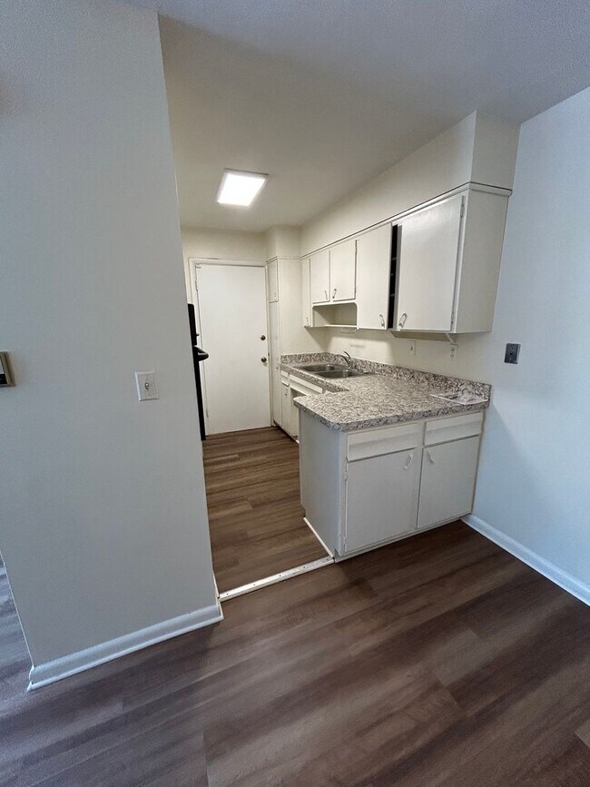 Interior Photo - Brownsboro 16 LLC