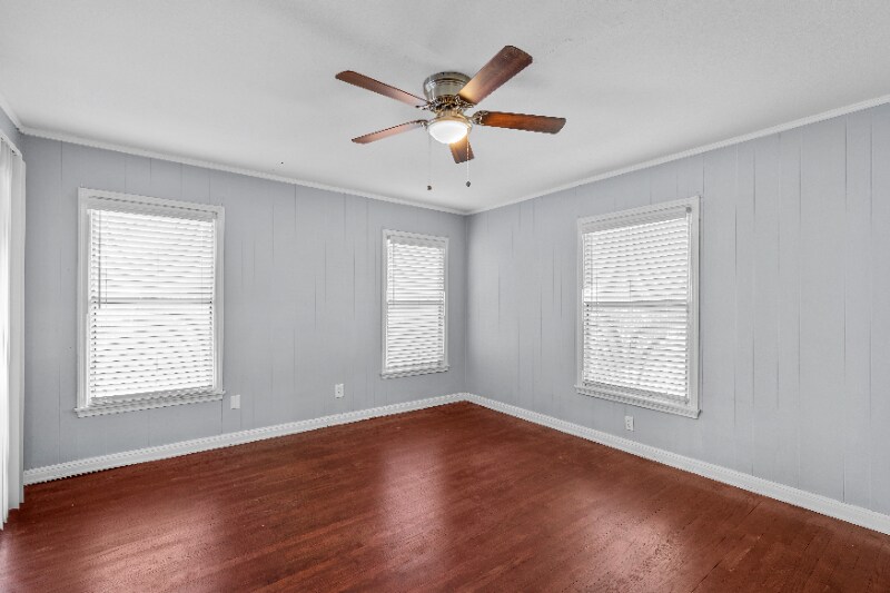 Building Photo - 1401 Springdale St