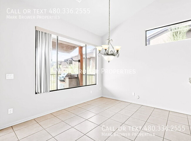 Building Photo - 16315 E Links Dr