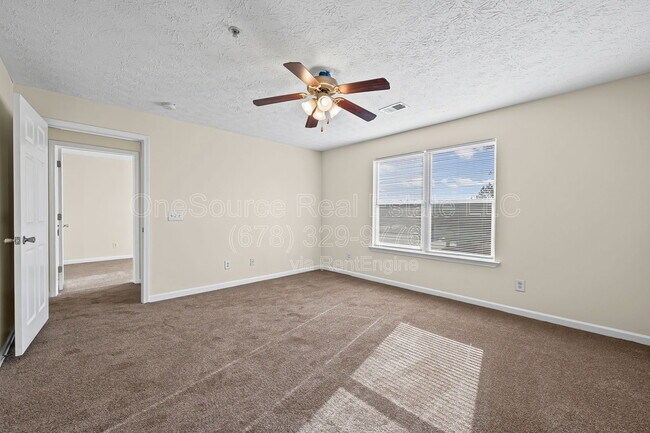 Building Photo - 1202 Fairington Club Dr