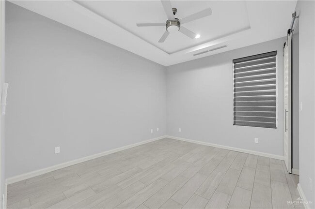 Building Photo - 28 Sunset Dr