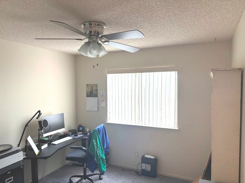 Building Photo - 4062 Glendale Ct