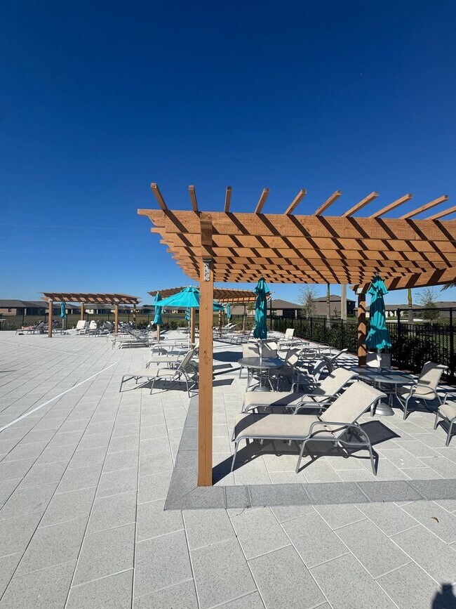 Building Photo - 7508 Tourmaline Dr