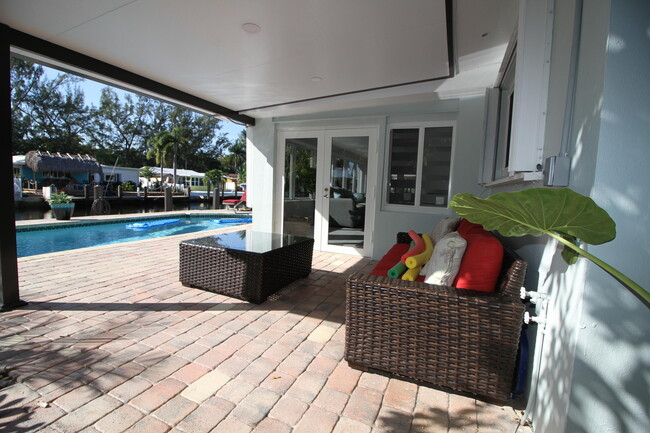 Building Photo - 2548 SE 14th St