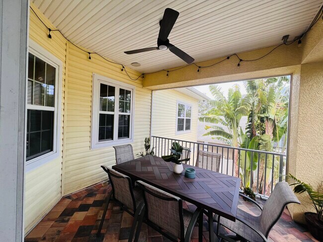 Building Photo - 536 Ontario Ave