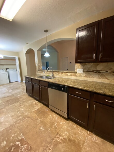 Building Photo - 6430 Bosley Ln