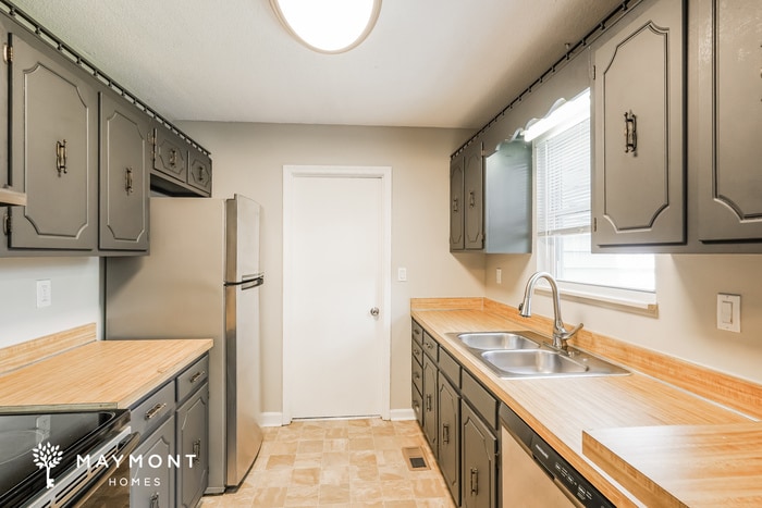 Building Photo - 503 Aspen Dr