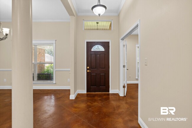 Building Photo - 20720 Northwood St