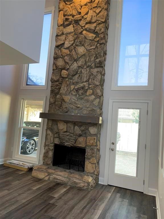 Building Photo - 604 Serramonte Dr