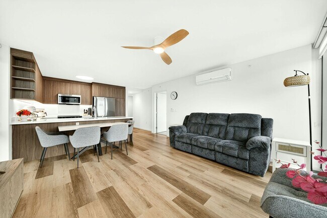 Building Photo - High-Rise Retreat | Panoramic Ocean & City Views