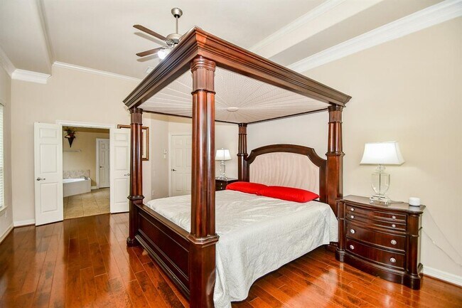 Building Photo - 1606 Locksley Ln