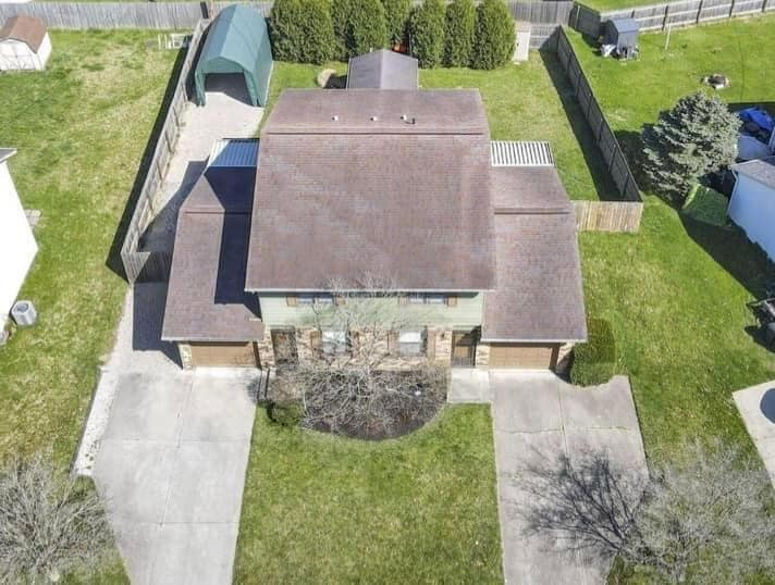 Building Photo - 1740 Churchill Downs Rd