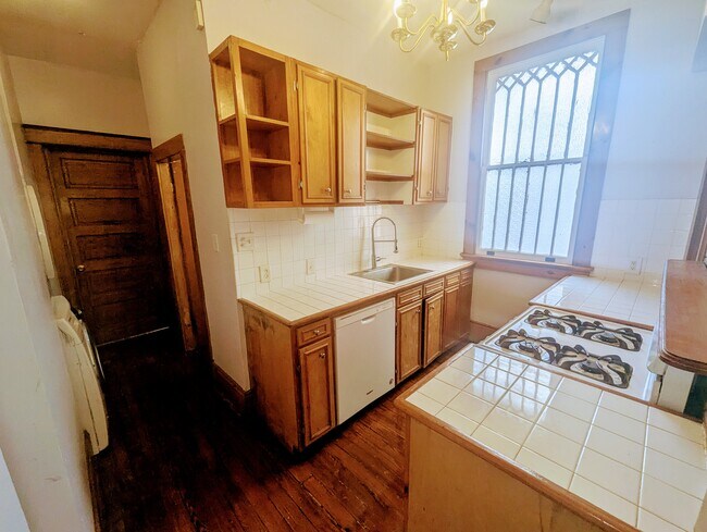 Building Photo - 4307 S Carrollton Ave