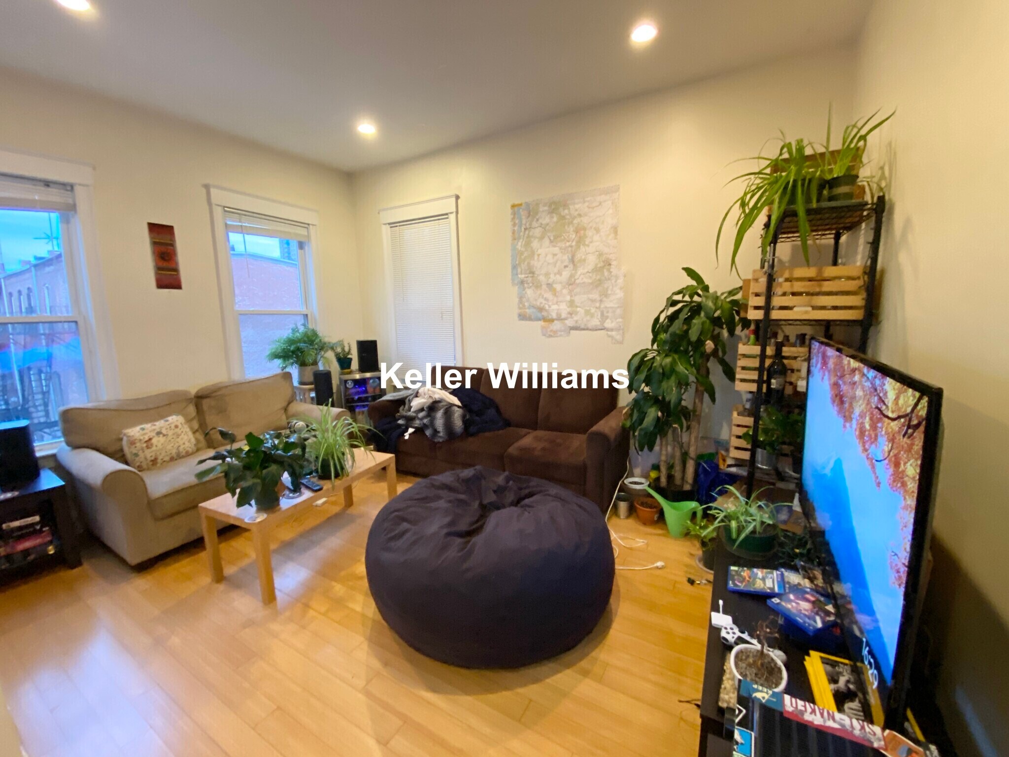 Building Photo - 1625 Tremont St