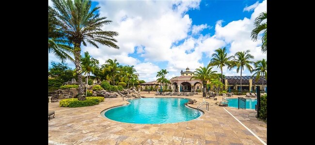 Building Photo - 8701 Piazza Del Lago Cir