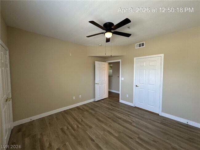 Building Photo - 6955 N Durango Dr