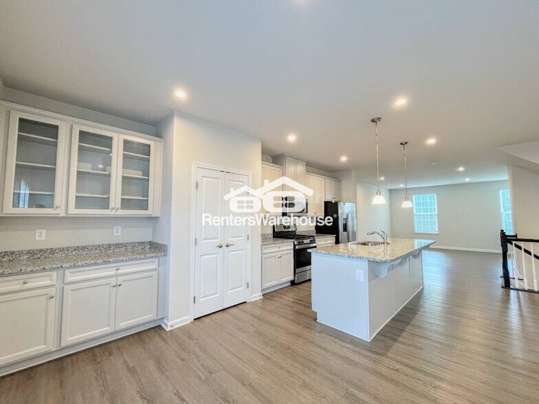 Building Photo - 4229 Meander Wy