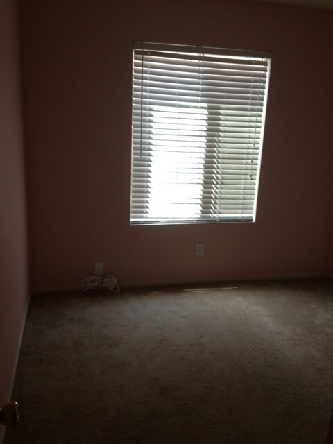 Building Photo - 730 Waterford Way