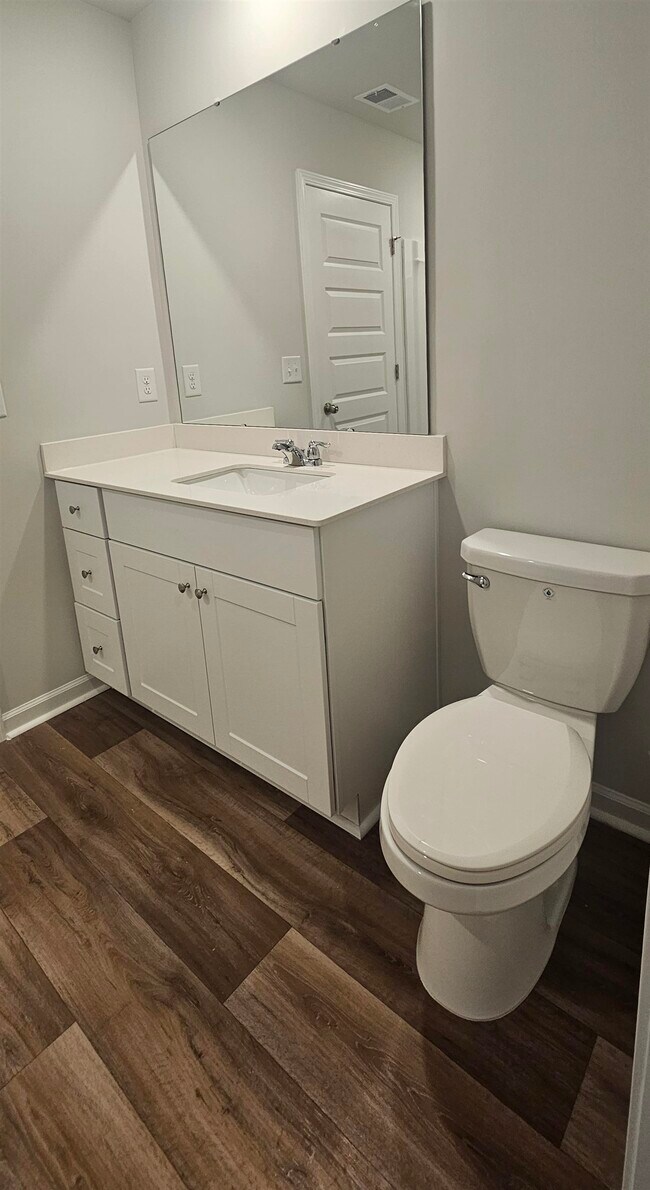 Building Photo - 337 Sweet Vernal St