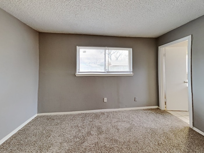 Building Photo - 2238 Turtle Creek Dr