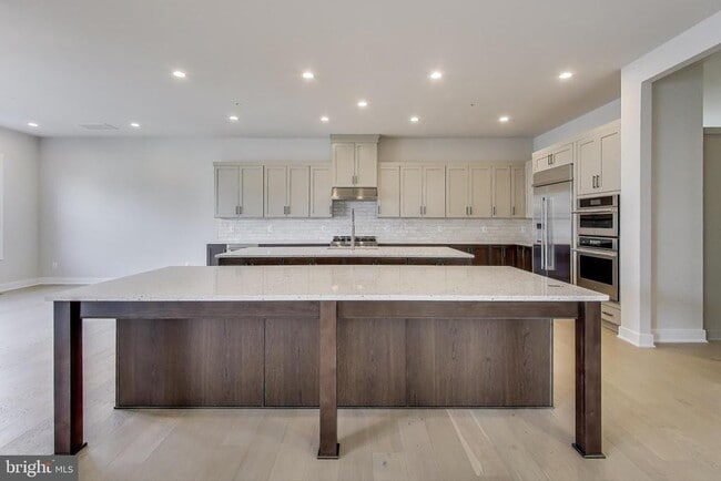 Building Photo - 6921 Renita Ln