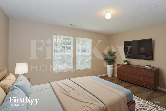 Building Photo - 5123 Vanhoy Ln