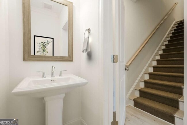 Building Photo - 514 Alice Wy