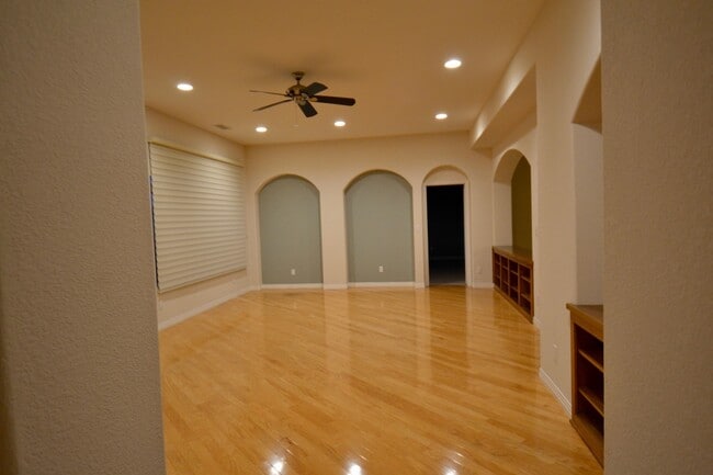Building Photo - One Story Carmel Valley House, Cul-de-sac, 3 car garage, OCEAN VIEW