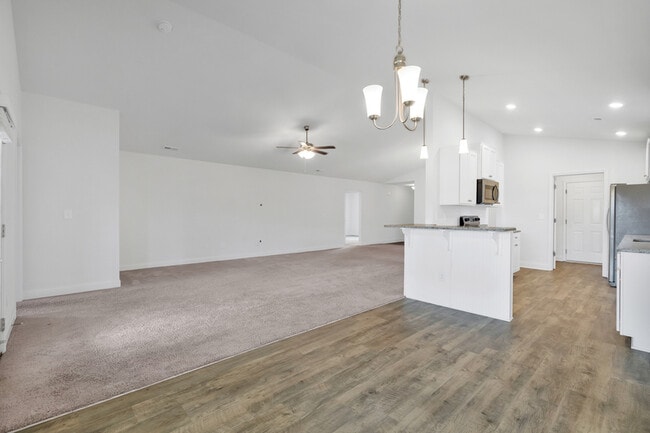 Building Photo - 2452 Belltown Dr SW