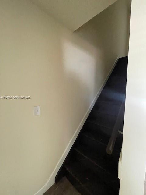 Building Photo - 1680 NW 4th Ave