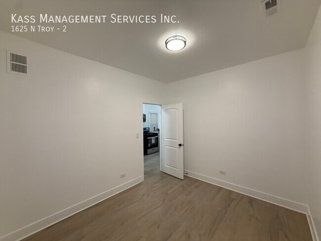 Building Photo - 1625 N Troy-2