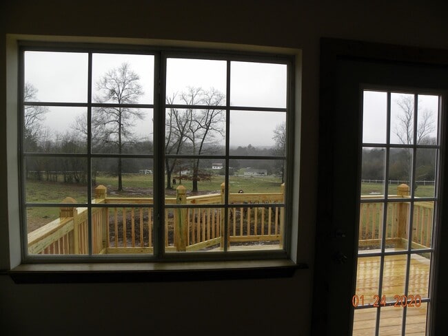 Building Photo - 3575 Jefferson River Rd