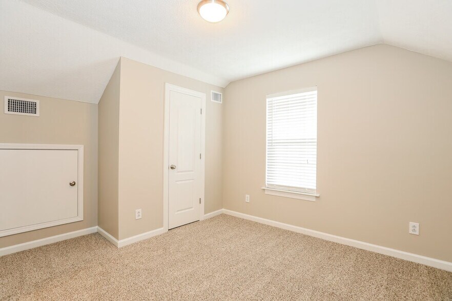 Building Photo - 1774 N Cove