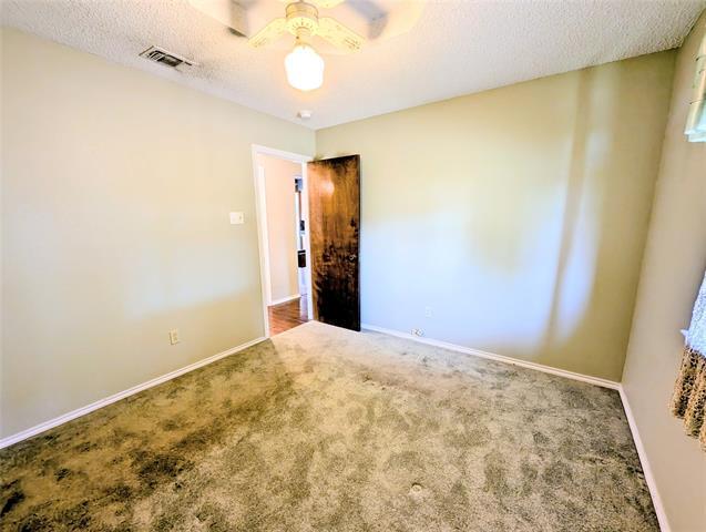 Building Photo - 2100 N Rough Creek Ct