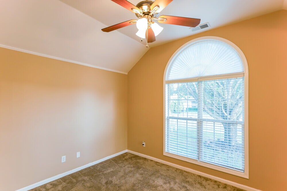 Building Photo - 1061 Village Trail
