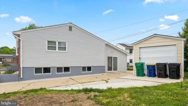 Building Photo - 361 David Hall Rd